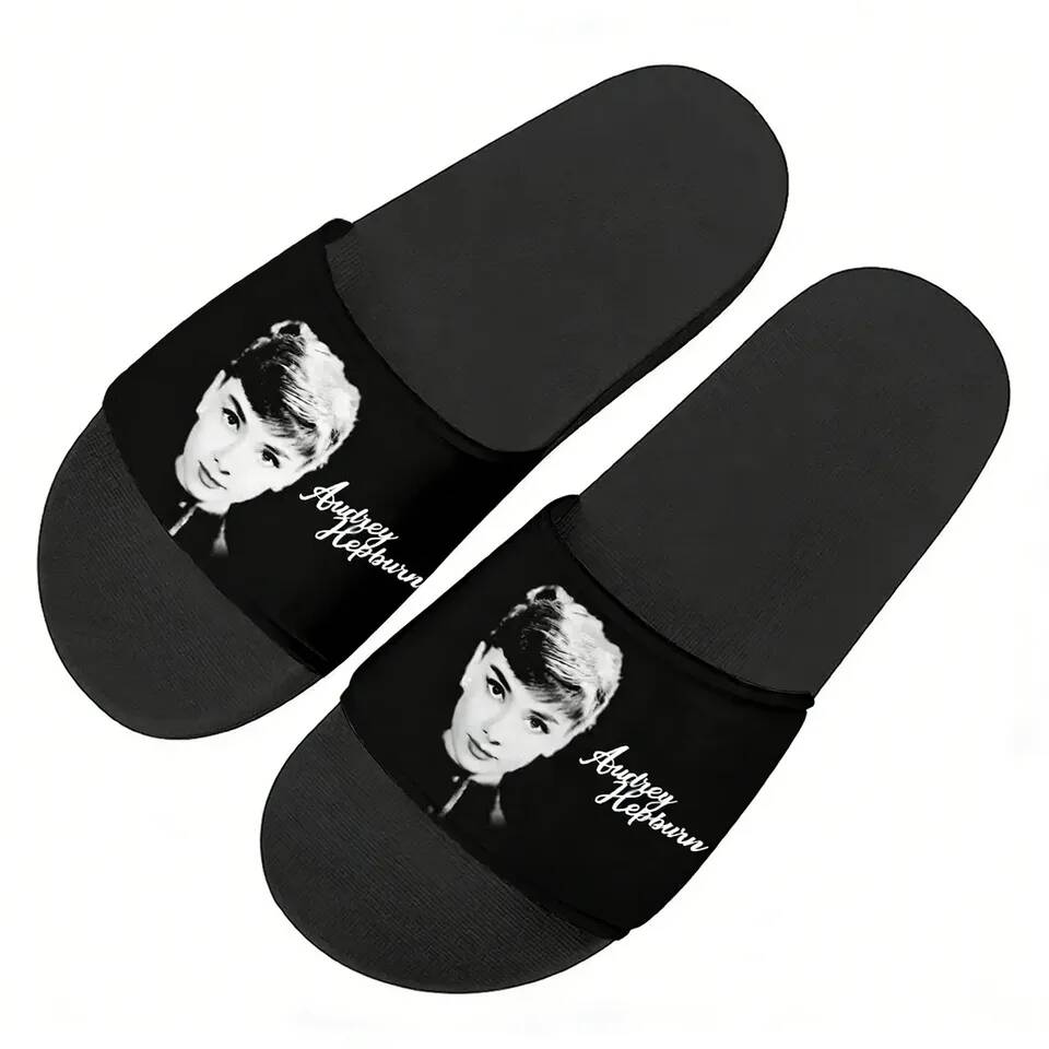 รองเท้าแตะนักแสดงออเดรย์ เฮปเบ - Water Shoes บทวิจารณ์และราคา