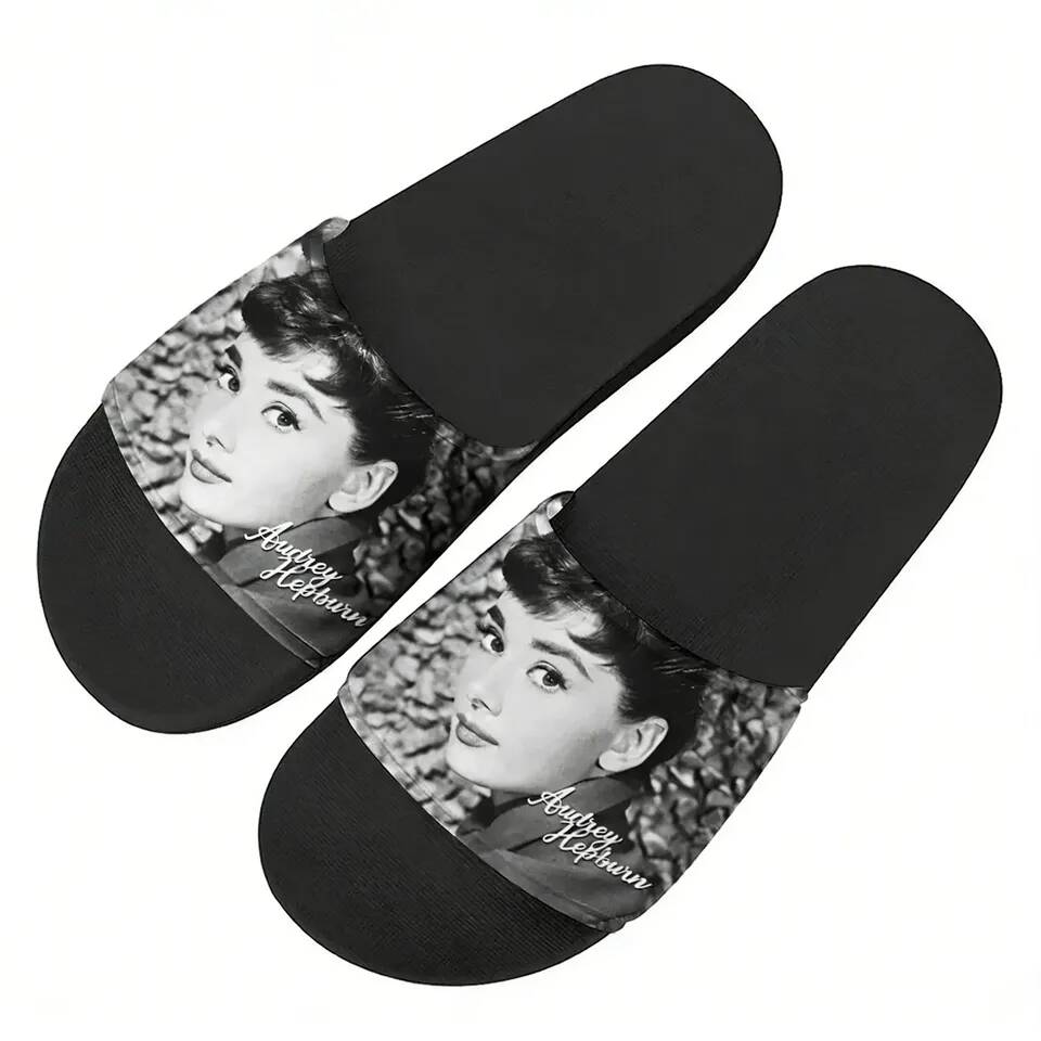 รองเท้าแตะนักแสดงออเดรย์ เฮปเบ - Water Shoes บทวิจารณ์และราคา